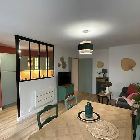 Apartment Familial 8 Personnes Proche De Et Paris Chessy (Seine-et-Marne)
